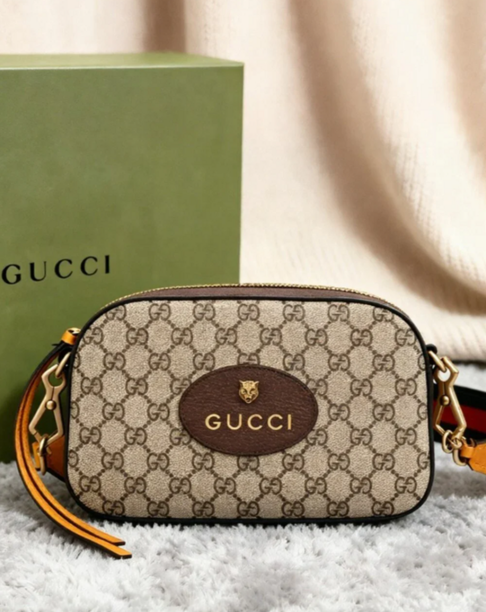 Gucci GG Supreme Tiger Head Camera Crossbody Bag with Box